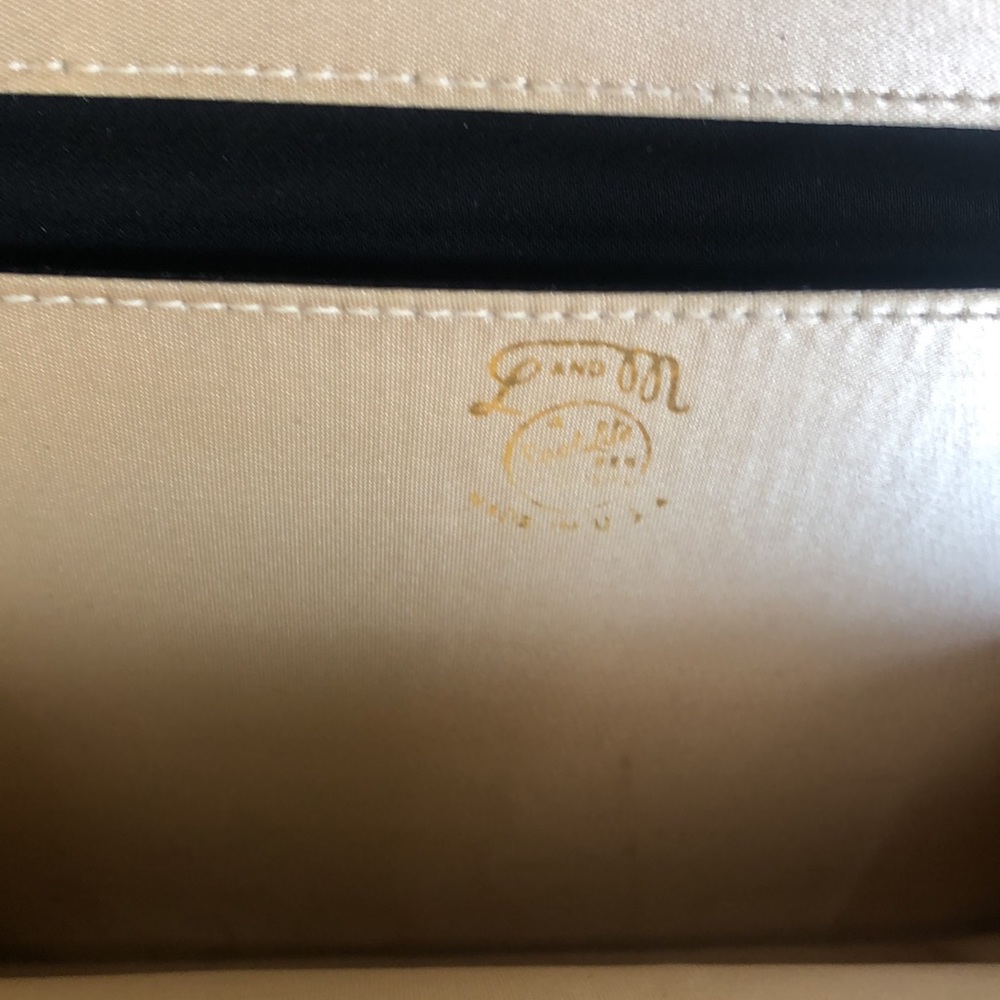 Vintage Black L and M handbag - Picture 7 of 15
